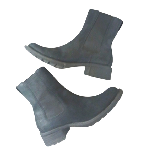 Timberland Shoes - Timberland Black Leather Combat Boots Women's Black Lug Sole Booties Size 7